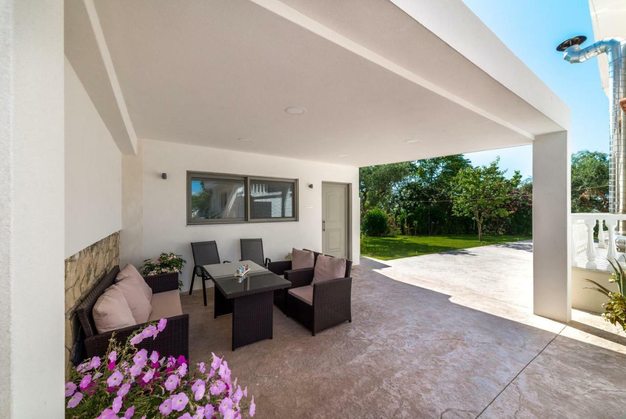 Villa Georgia Argassi Luaran gambar